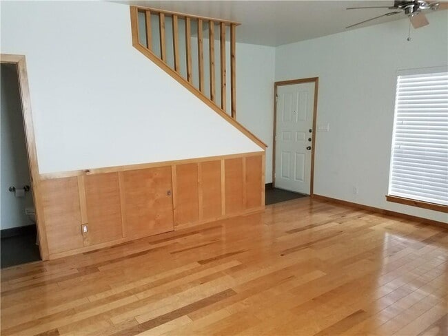 Foto del edificio - 802 S 1st St