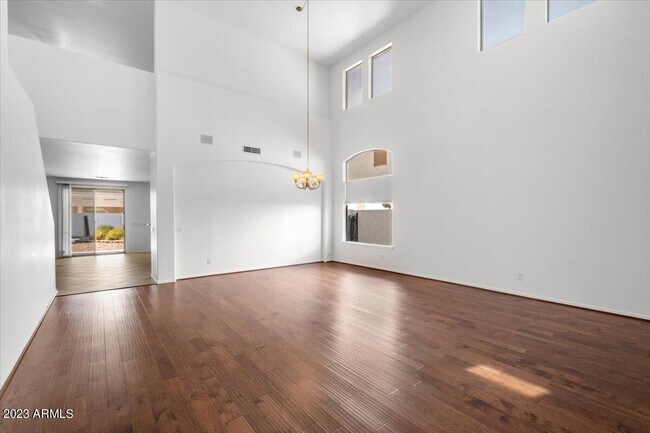 Foto del edificio - 8800 S 55th Ave