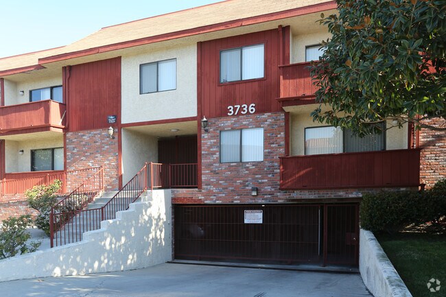 3.736 Jasmine Ave - 3736 Jasmine Ave