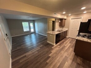 Building Photo - The Springs of Royal Oaks
