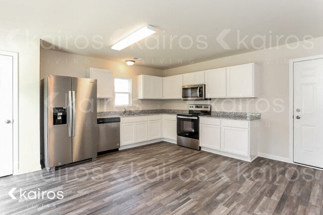 Building Photo - 213 Saddle Brooke Trce
