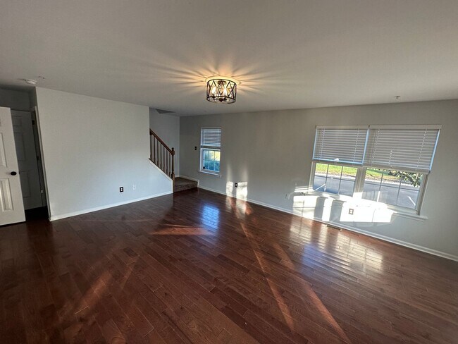 Foto del edificio - 3 Bedroom Rowhome In A Private Community