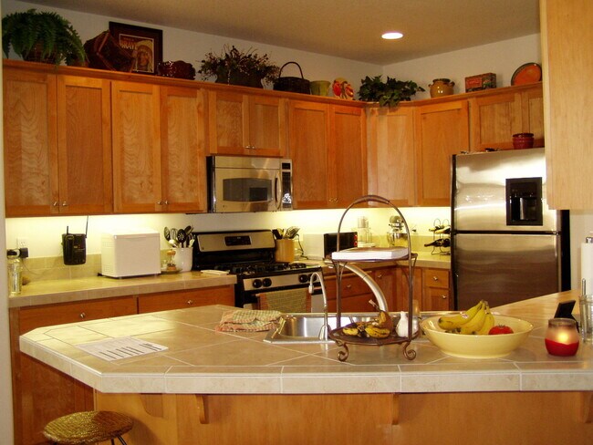 Foto del edificio - 964 Creek View Dr