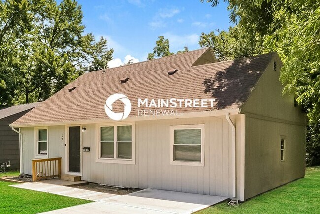 Foto del edificio - 3 Bedroom Pet-Friendly Home in Kansas City...