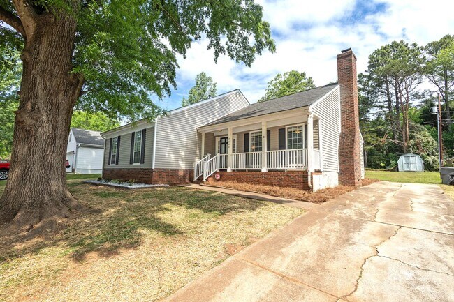 Building Photo - 2600 Olde Whitehall Rd