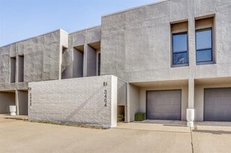Building Photo - 3404 Douglas Ave