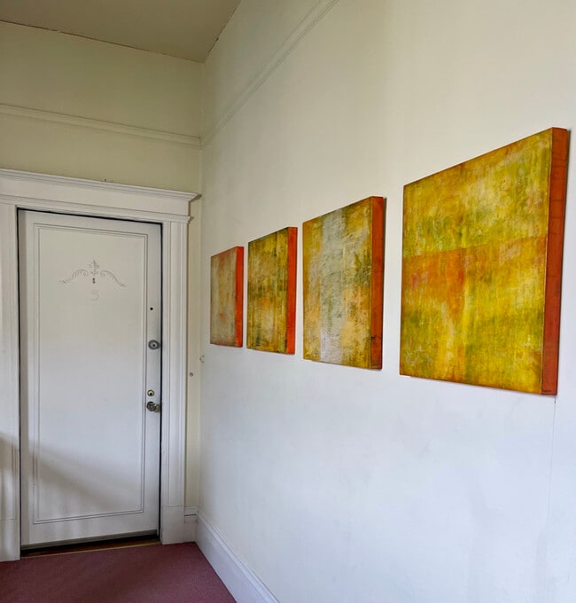 Puerta principal - 2937 Scott St