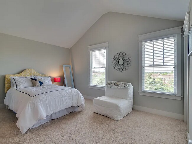 Foto del edificio - 619 Chesterfield Way