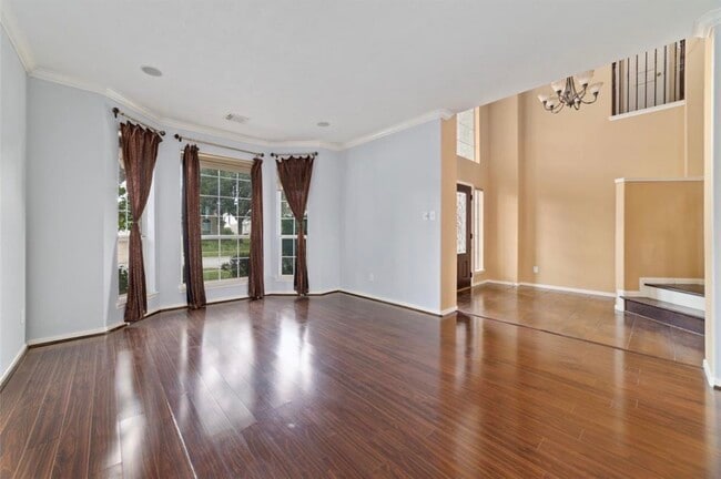 Building Photo - 2218 Laurel Birch Dr