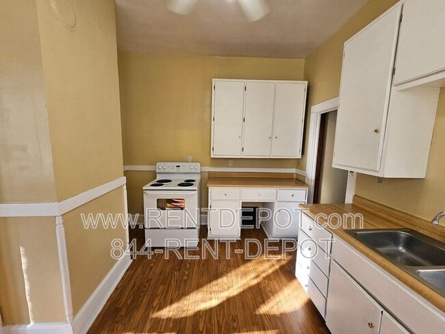 Foto del edificio - 844 Bellemeade Ave