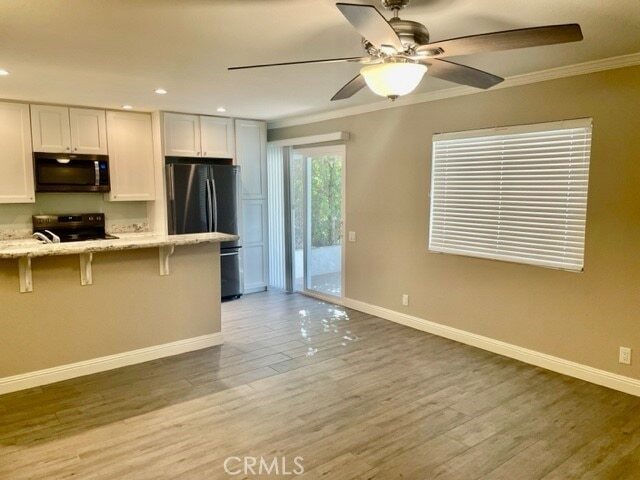 Foto del edificio - 45275 Sunset Ln