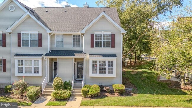 Building Photo - 1311 Blossom Cir
