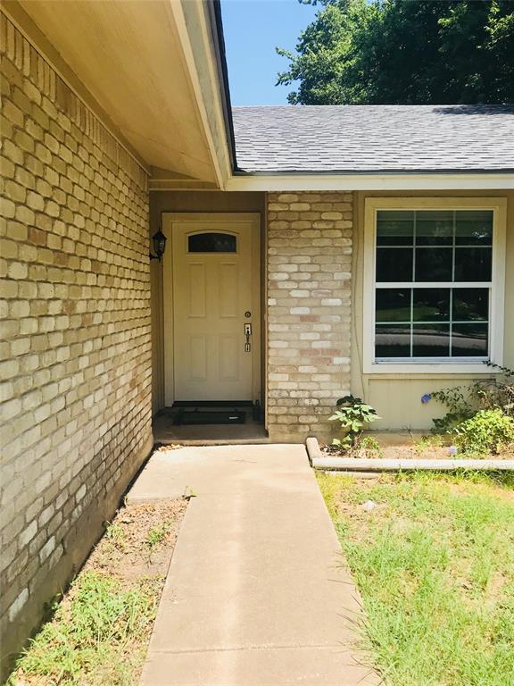 Building Photo - 10106 Missel Thrush Dr