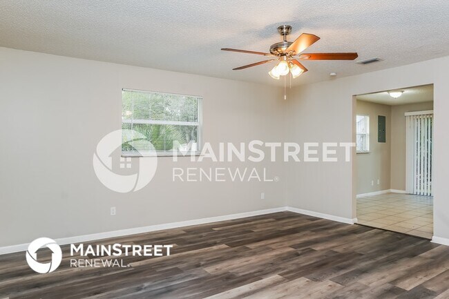 Foto del edificio - 6576 4th Ln