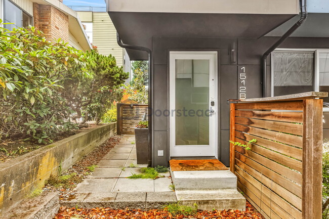 Foto del edificio - 1512 NW 62nd St