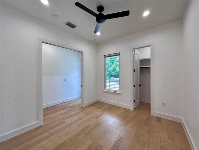Foto del edificio - 4010 Clawson Rd