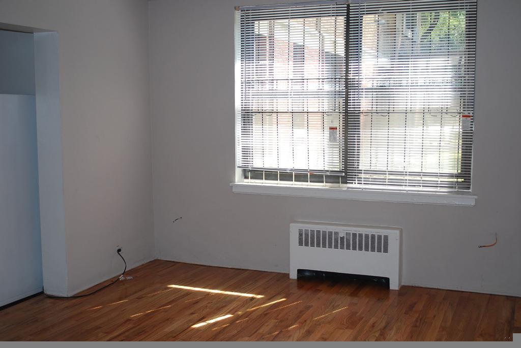 Foto del edificio - 1360 W Touhy Ave