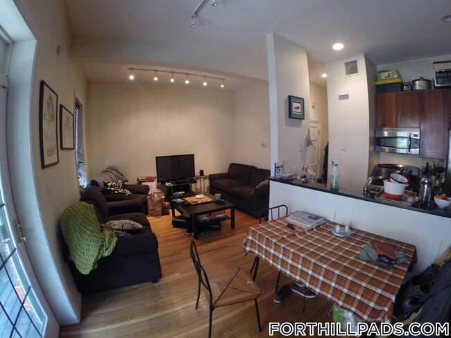 Building Photo - 59 Fort Ave