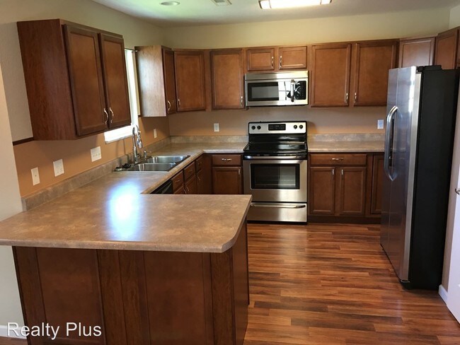 Foto del edificio - 1223 Avery Ln