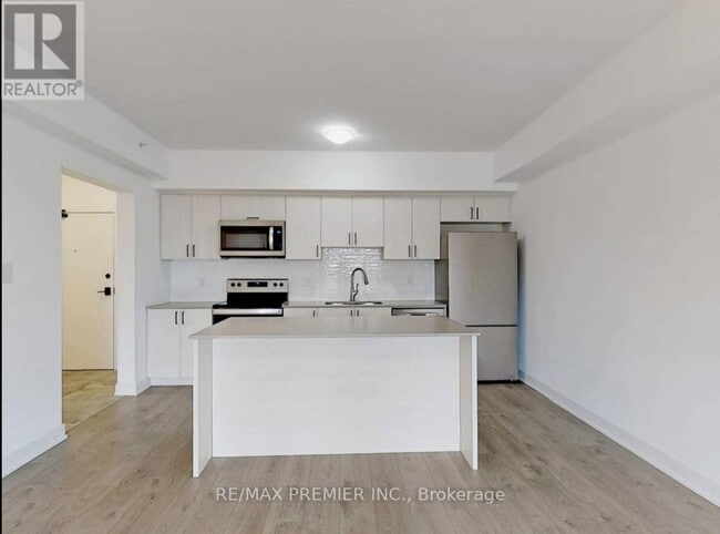 Building Photo - 5 Chef Ln