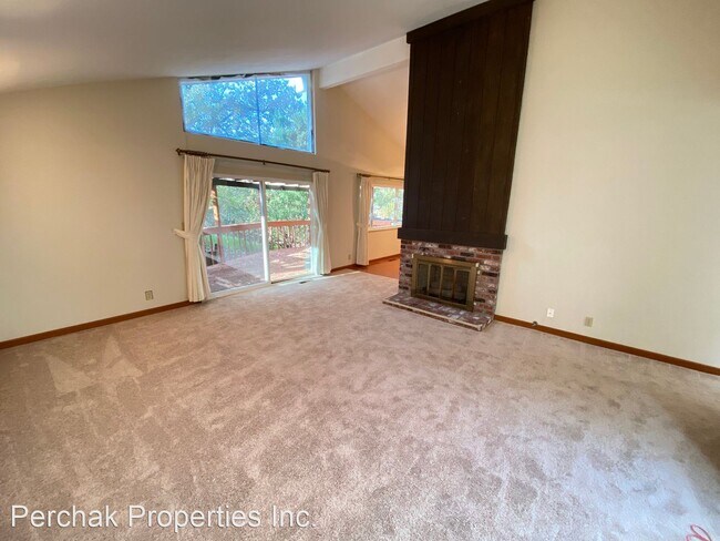 Building Photo - 3 br, 2 bath House - 2230 Gladwin Lane