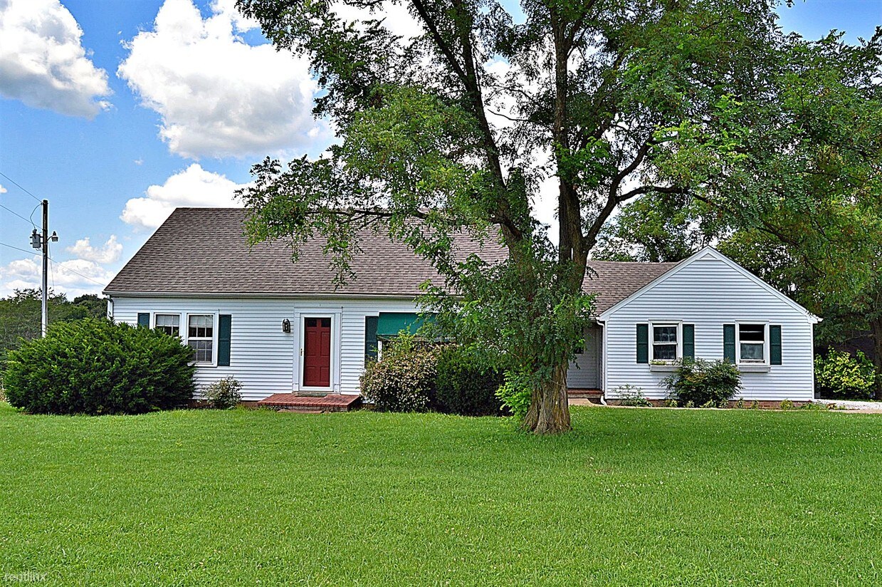 Primary Photo - 3 br, 1 bath House - 8074 Russellville Rd