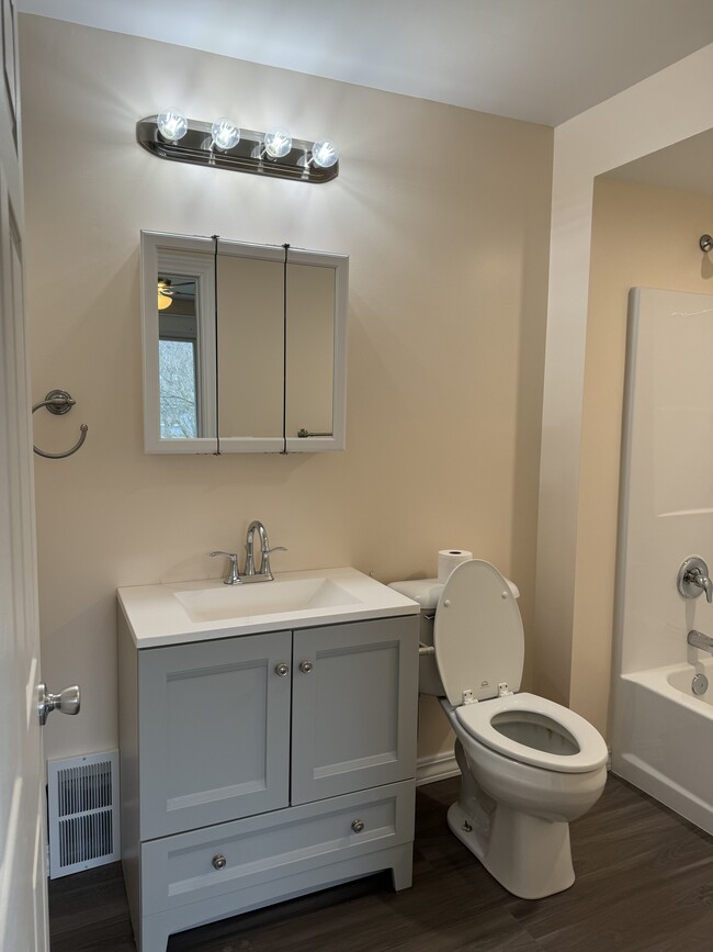 Primary Bath en suite - 2237 Neeld Rd