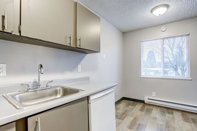 Building Photo - A Fresh New Home for Spring with 1-Month F...