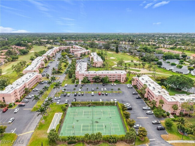 Foto del edificio - 150 Turtle Lake Ct