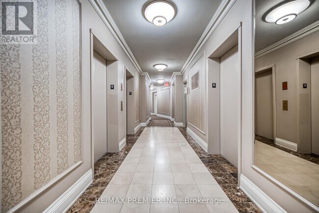 Photo du bâtiment - 9225-9225 Jane St