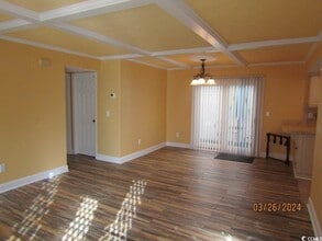Building Photo - 4304 Beverly Ct