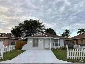 Building Photo - 5665 Boynton Cove Way