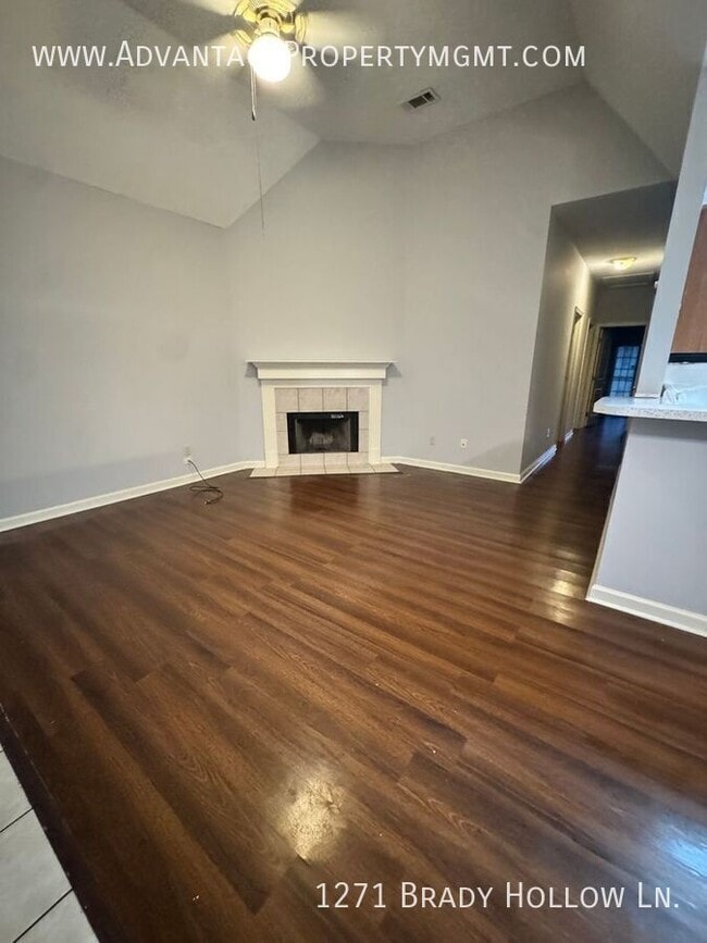 Building Photo - 1271 Brady Hollow Ln