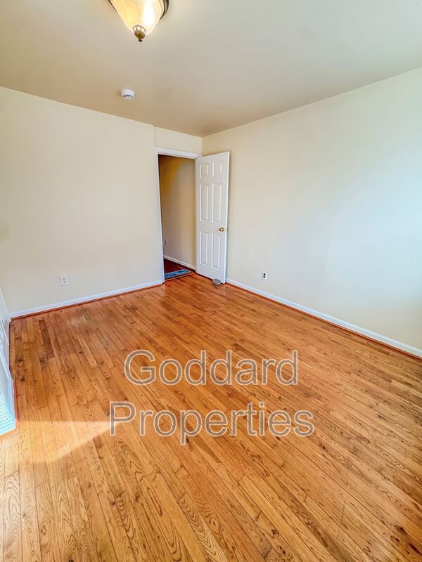 Foto del edificio - 1801 S Charles St