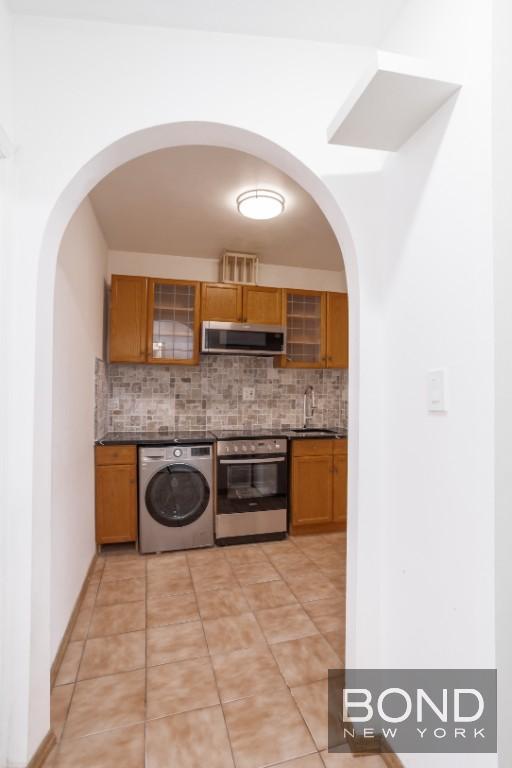 Foto del edificio - Incredible Floor through apartment with hi...