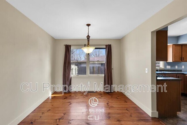 Building Photo - 2312 Hackberry Ct