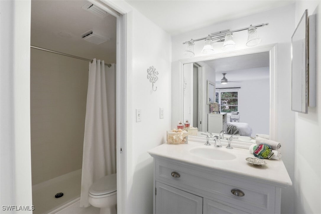 Foto del edificio - 1056 Forest Lakes Dr