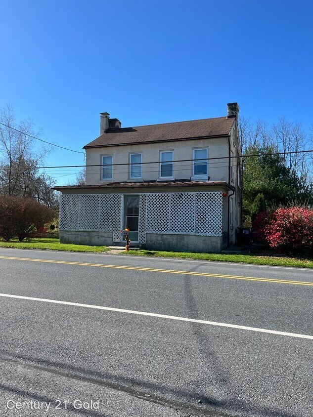 2 br, 1 bath House 2844 Moselem Springs Rd House for Rent in