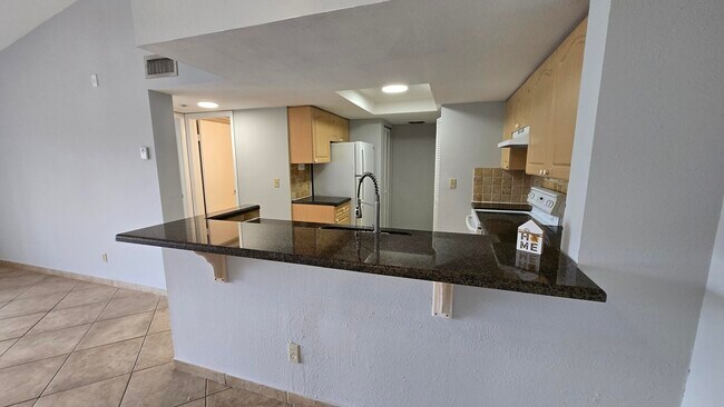 Foto del edificio - 9066 W Atlantic Blvd