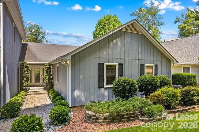 Building Photo - 21112 Rio Oro Dr