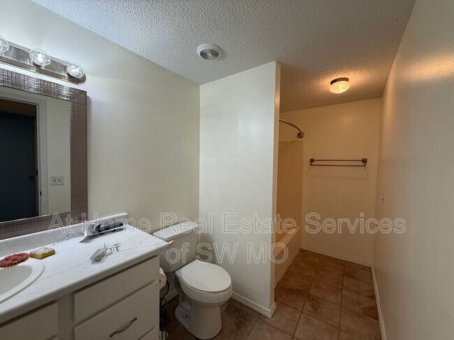 Foto del edificio - 2633 W Hanover Dr