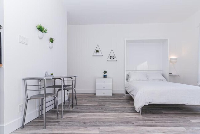 Photo du bâtiment - 1439 Rue Saint-André