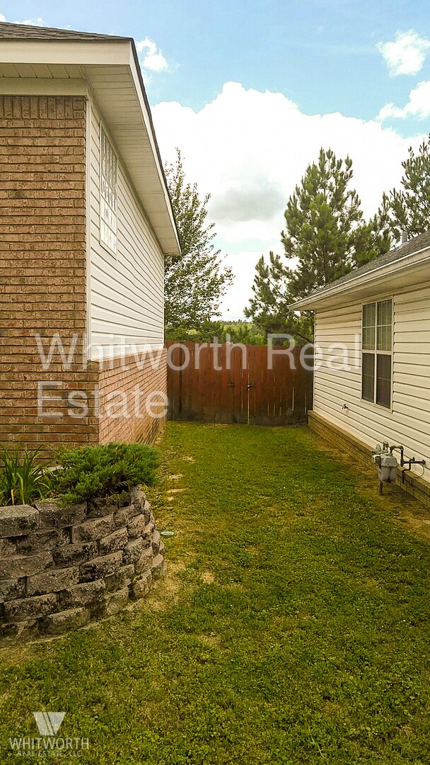 Building Photo - 4370 Heathersage Cir