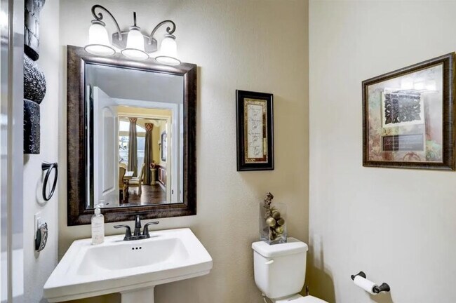 Foto del edificio - 13407 Graham Springs Ct