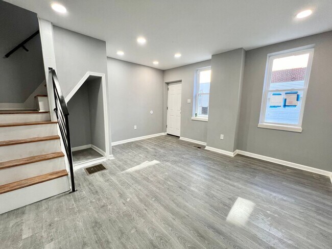 Building Photo - Anika Homes 3 Bedroom