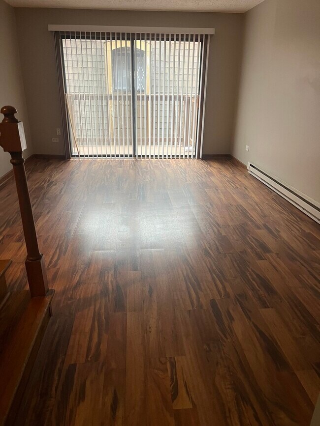 Foto del edificio - 14747 Kenton Ave