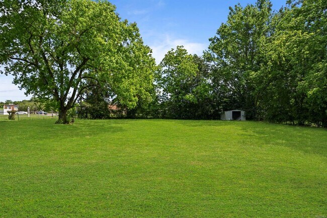 Building Photo - 3739 Woodley Rd