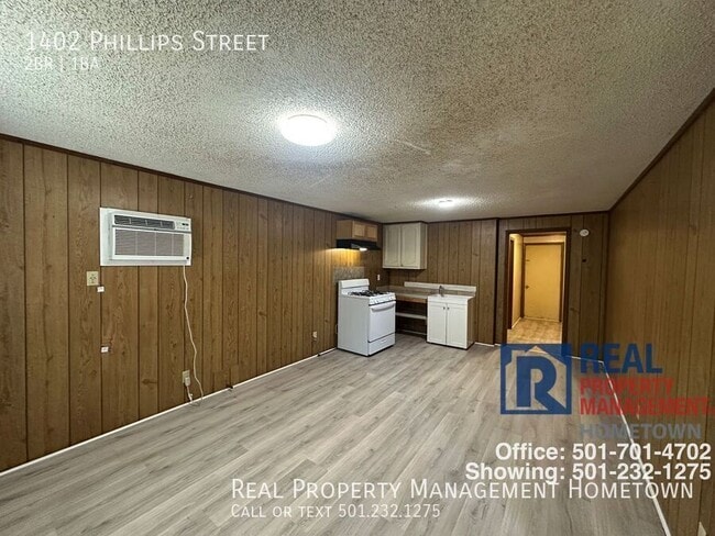 Building Photo - 1402 Phillips St