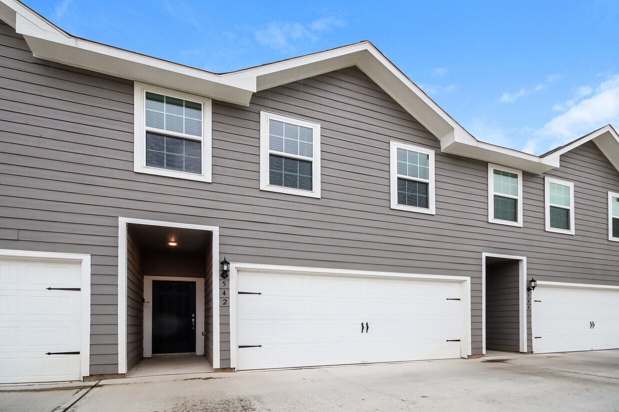 552 Solomon Ln, Brookshire, TX House Rental in Brookshire, TX