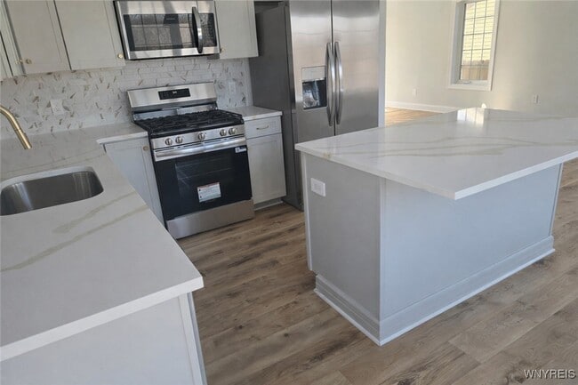 Building Photo - 5951 Miller Rd